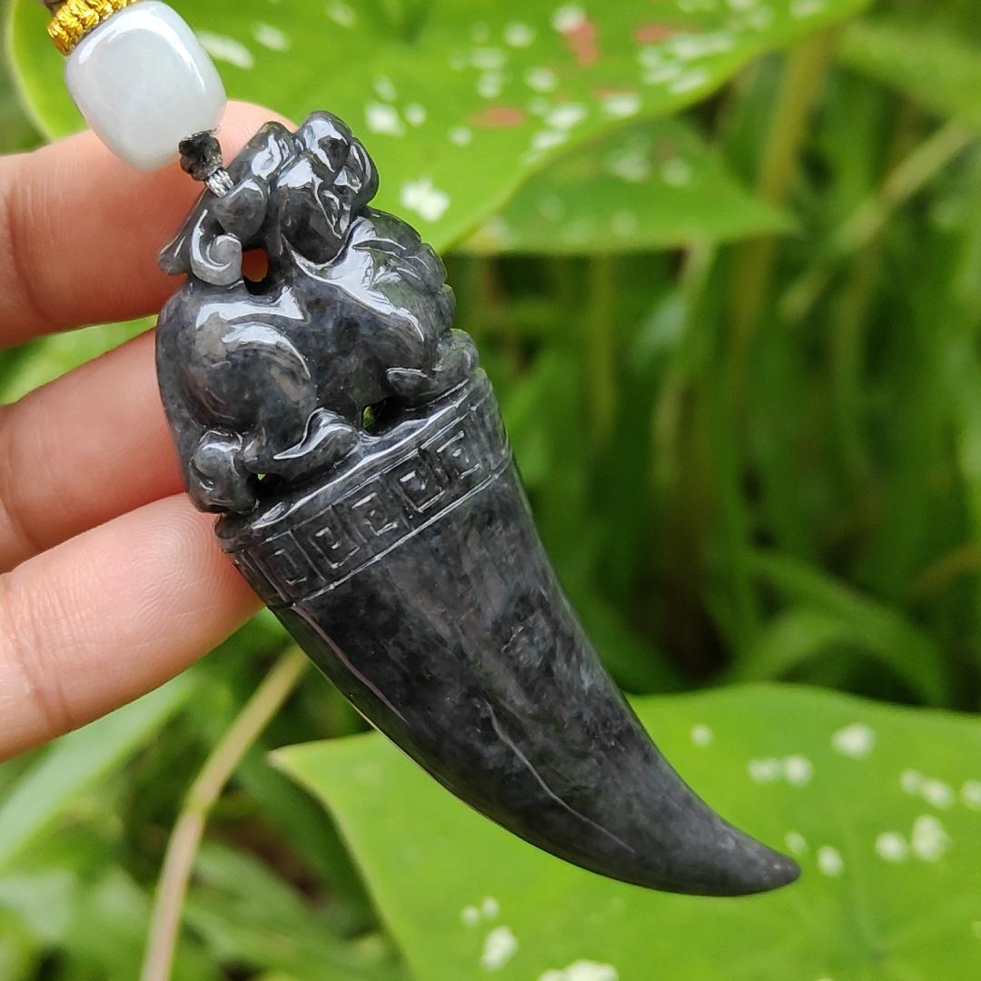 Black Wuji Natural Type A Jadeite Pendant Carved with Dragon Teeth plus Pixiu come with certificate weight 30.85, 70.3 * 23.1 * 13 mm (pendant100) Yi Pin Qian