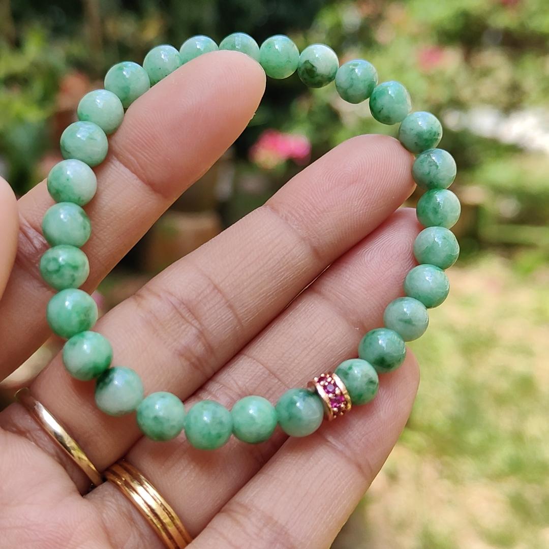 Light Spicy Green Natural Type A Jadeite Jade crafted with 6.6mm * 28 beads as bracelet, QIC lab approved certificate weigh 13.41 grams (bracelet20) Yi Pin Qian