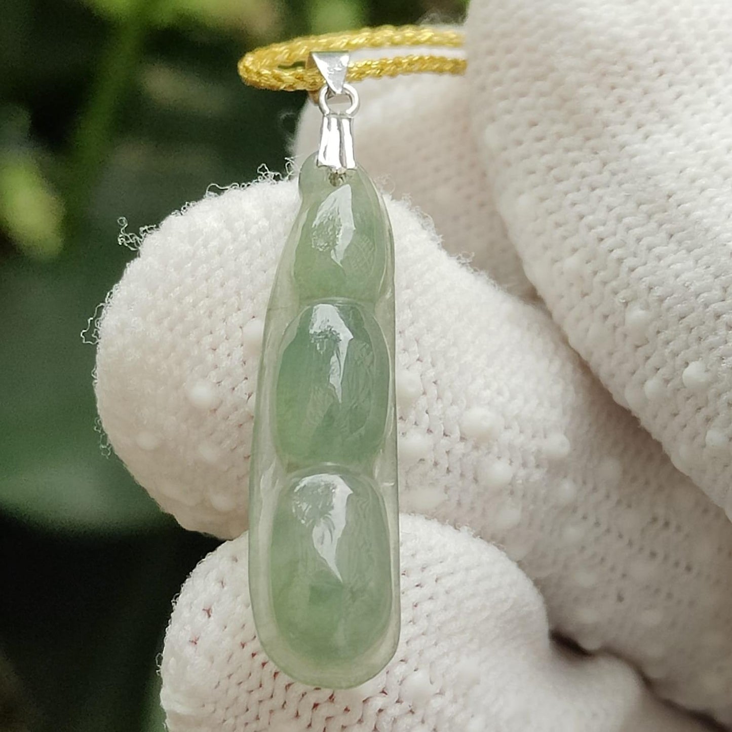 Icy Translucent Jadeite Triple Prosperity Bean Pendant – 18K Clasp, Light Green Hue (Sku: 18kp126)