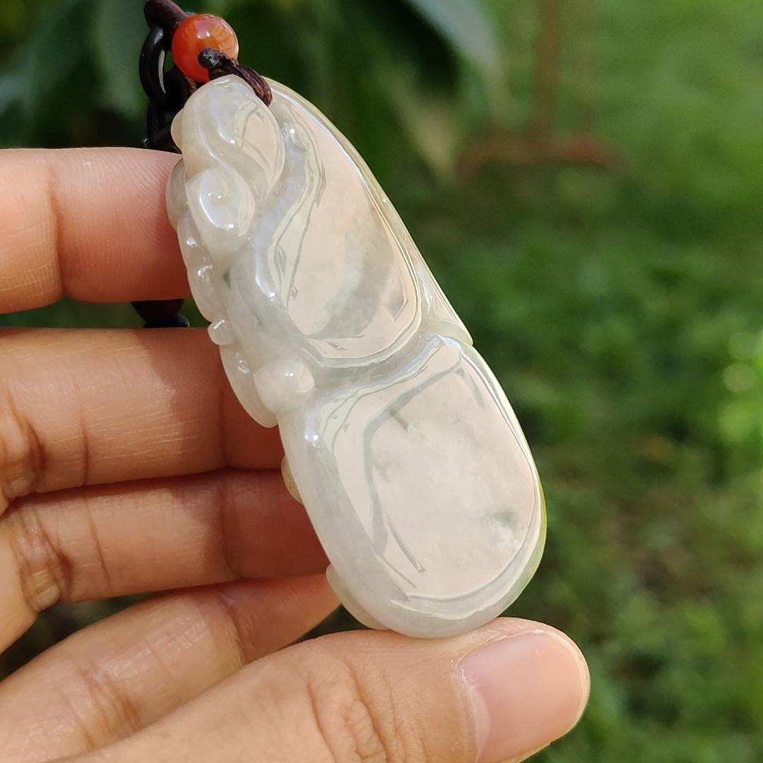 Another Excellent Old Collection with Yellow and Green Natural Type A Jadeite Jade Pendant Necklace crafted as Gourd with two bats with certificate weigh 34.42 grams, 55.5 * 29.5 * 12.3 mm (pendant173) Yi Pin Qian