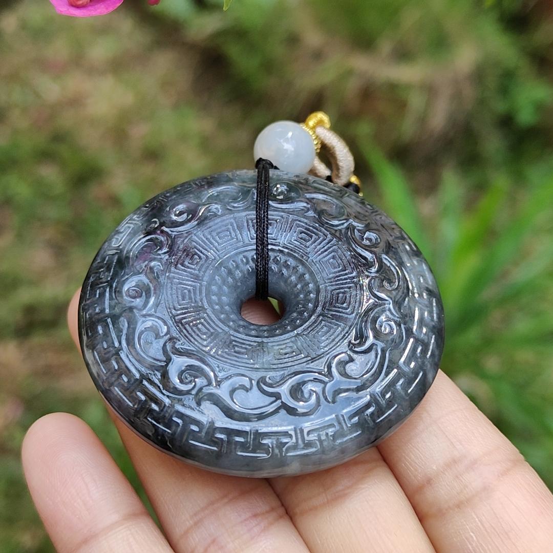 Hugh archaize style Black Natural Type A Jadeite Pendant crafted as Donut, symbols of Attract wealth , certificate included weigh 62.62 grams, 51 * 51 * 12.6 mm, suitable for daily wear (pendant63) Yi Pin Qian