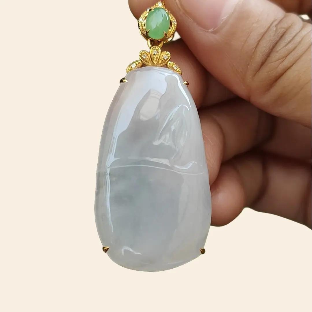 Icy Translucent Natural Type A Jadeite Jade crafted as Bamboo set on 18k gold with diamonds as Pendant, certificate weighs 9.99 grams, measurement 38.2 * 21.6 * 4.9 mm (18kp40) Yi Pin Qian