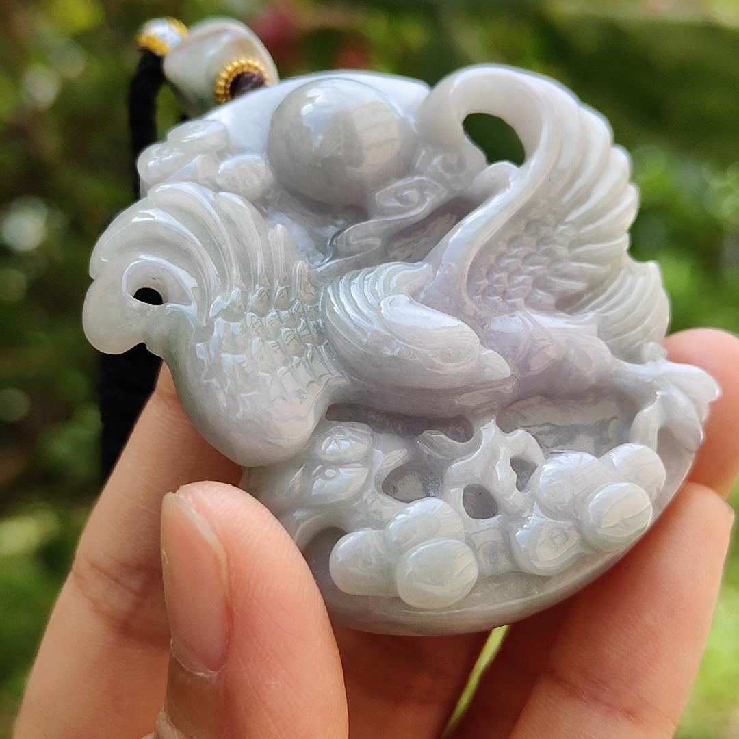 Lavender Natural Type A Jadeite Pendant crafted with Eagle meaning win, good for businesse, majesty, power and freedrom, certificate weight 75.8150 gram, 57 * 54.20 * 15.10 mm (pendant111) Yi Pin Qian