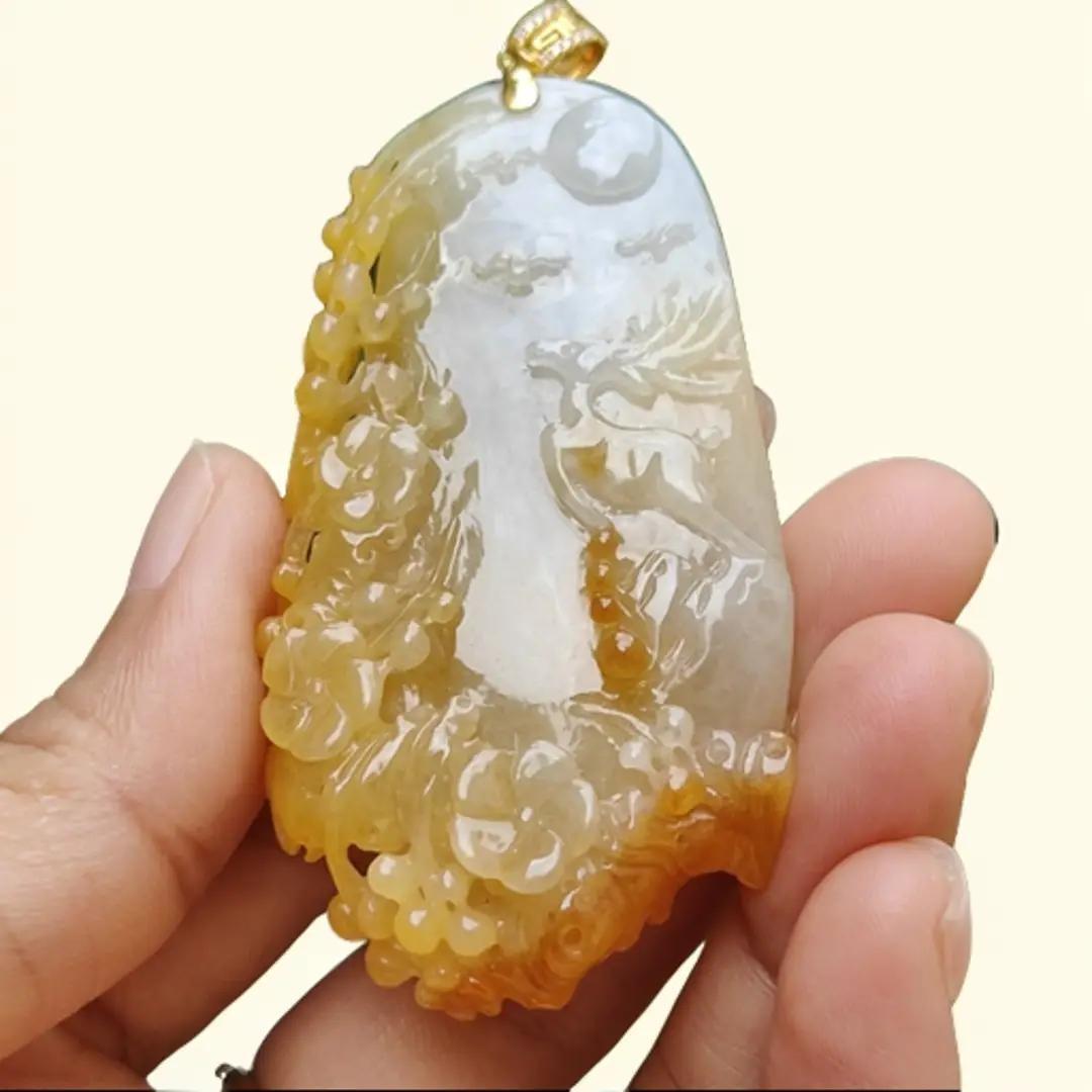 Very Rare Orange Yellow Natural Type A Jadeite Jade crafted with Deer added with 18k Gold Clasp as Pendant, certificate weighs 33.26 grams, measurement 64.8 * 35.2 * 8.5 mm (18kp48) Yi Pin Qian