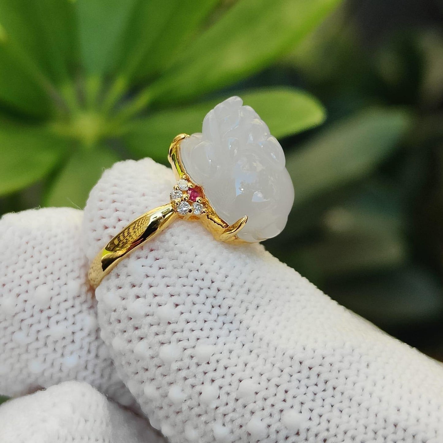 Finger Size 15.5 mm Pixiu Cabochon Natural Type A Jadeite Jade set on 18k, certificate weighs 2.96 grams, measurement 12.9 * 9.3 * 7.7 mm (18kring39) Yi Pin Qian Jadeites Jade Jewelry ~Your Precious Quintessential ~ Singapore