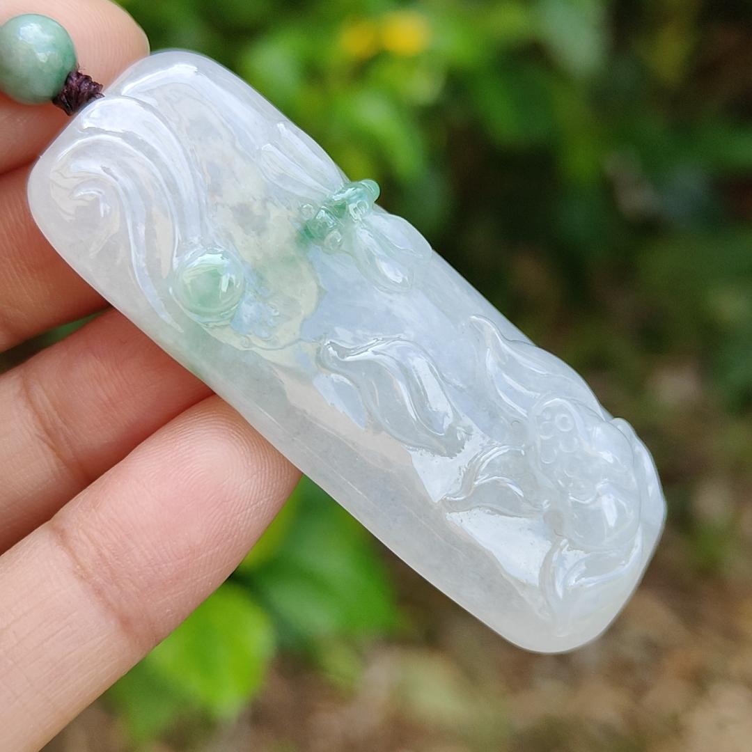 Line of Green Crafted with Very Refreshing Unique Rare Dragonfly with Flower Natural Type A Jadeite Pendant come with certificate weight 26.84 grams, 57.20 * 21.70 * 11.80 mm suitable for daily wear (pendant114) Yi Pin Qian
