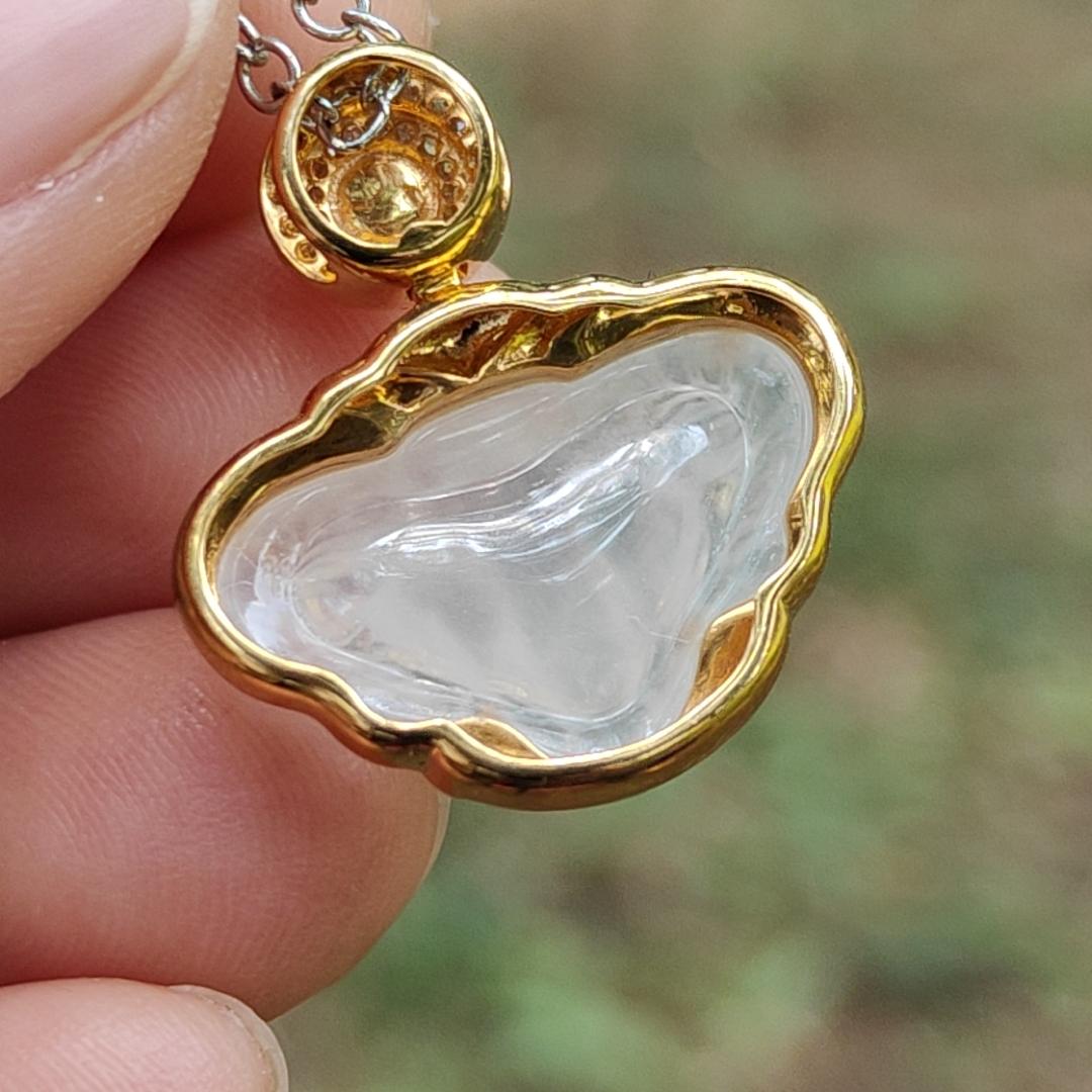 High Quality Icy Translucent Natural Type A Jadeite Jade crafted as Goat set with 18k Gold as Pendant, certificate weighs 2.99 grams, measurement 23 * 20.5 * 7.6 mm (18kp56) Yi Pin Qian
