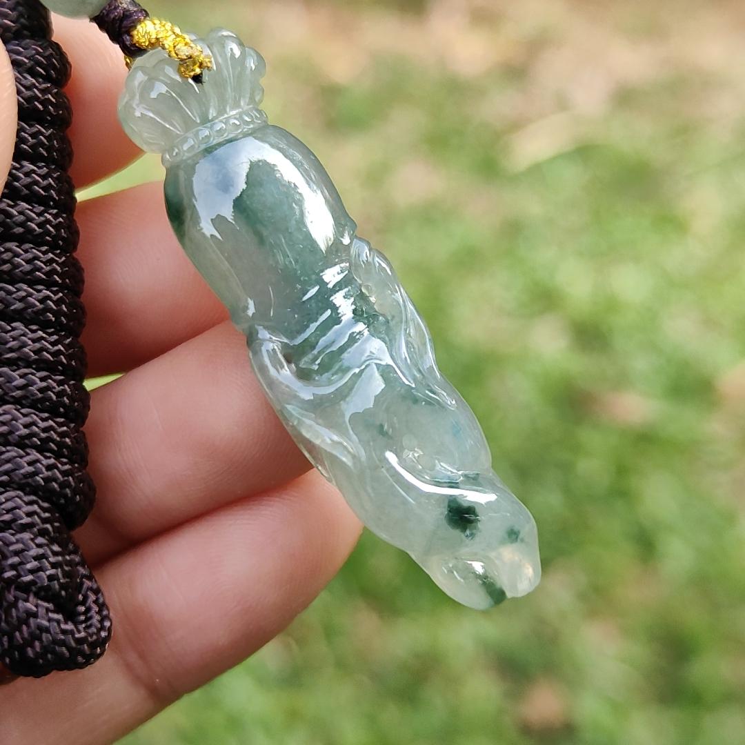 High Quality Light Green with Green Natural Type A Jadeite Jade crafted with shape of Ginseng as Pendant, certificate weighs 7.63 grams, measurement 48.2 * 12.7 * 7.1 mm (pendant277) Yi Pin Qian