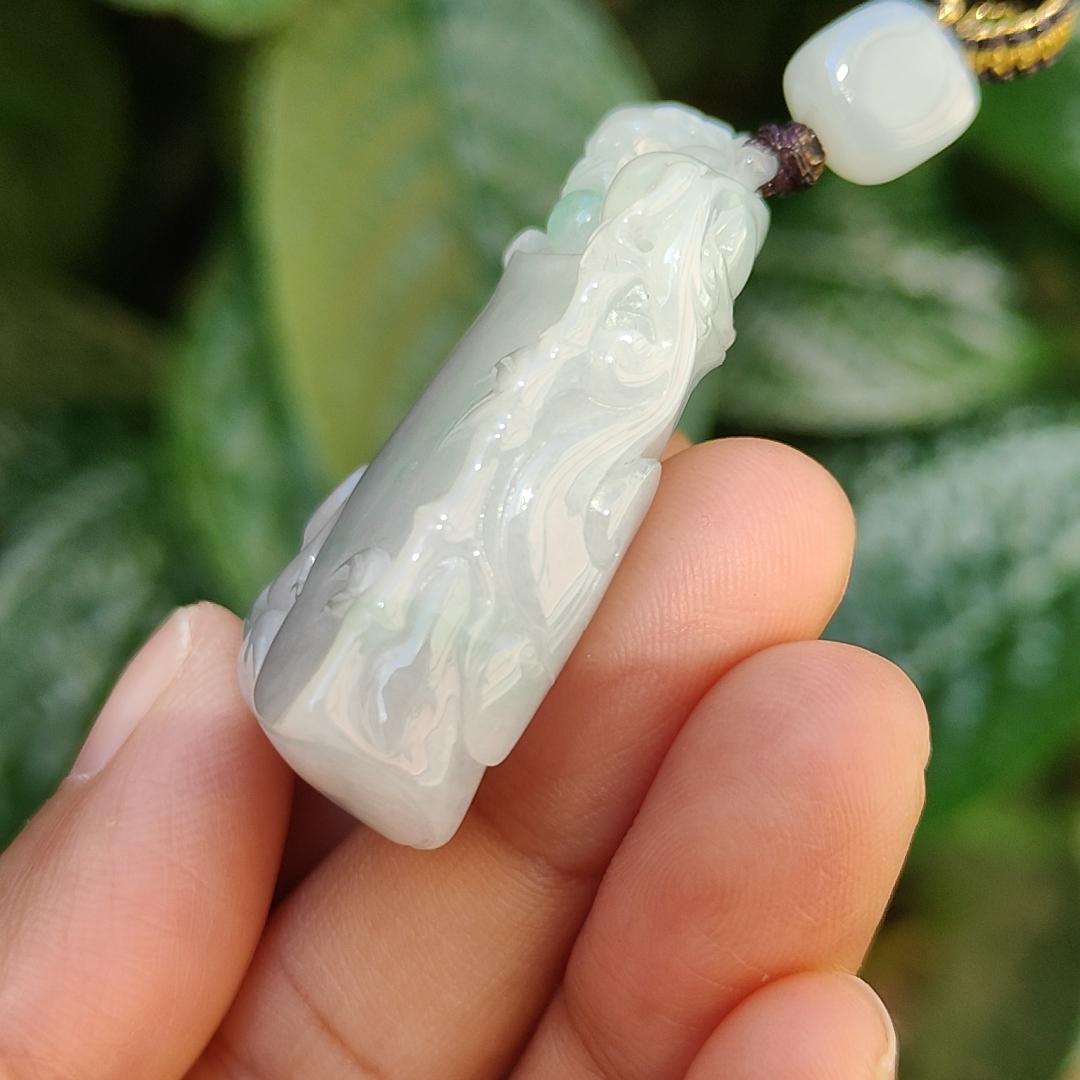 Crafted as Bamboo with Pixiu on it, Light Green patches Natural Type A Jadeite Jade Pendant Necklace with certificate weigh 24.54 grams, measurement 41.3 * 24.6 * 11.7 mm (pendant177) Yi Pin Qian