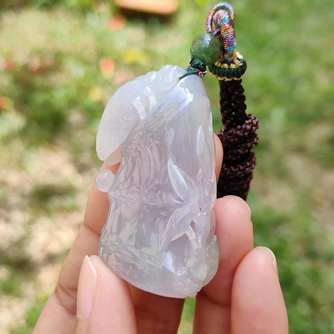 Lavender with little light green Natural Type A Jadeite Jade crafted as Bamboo and Bee as a Pendant, certificate weigh 33.64 grams, measurement 49.7 * 25.1 * 13.2 mm (pendant199) Yi Pin Qian