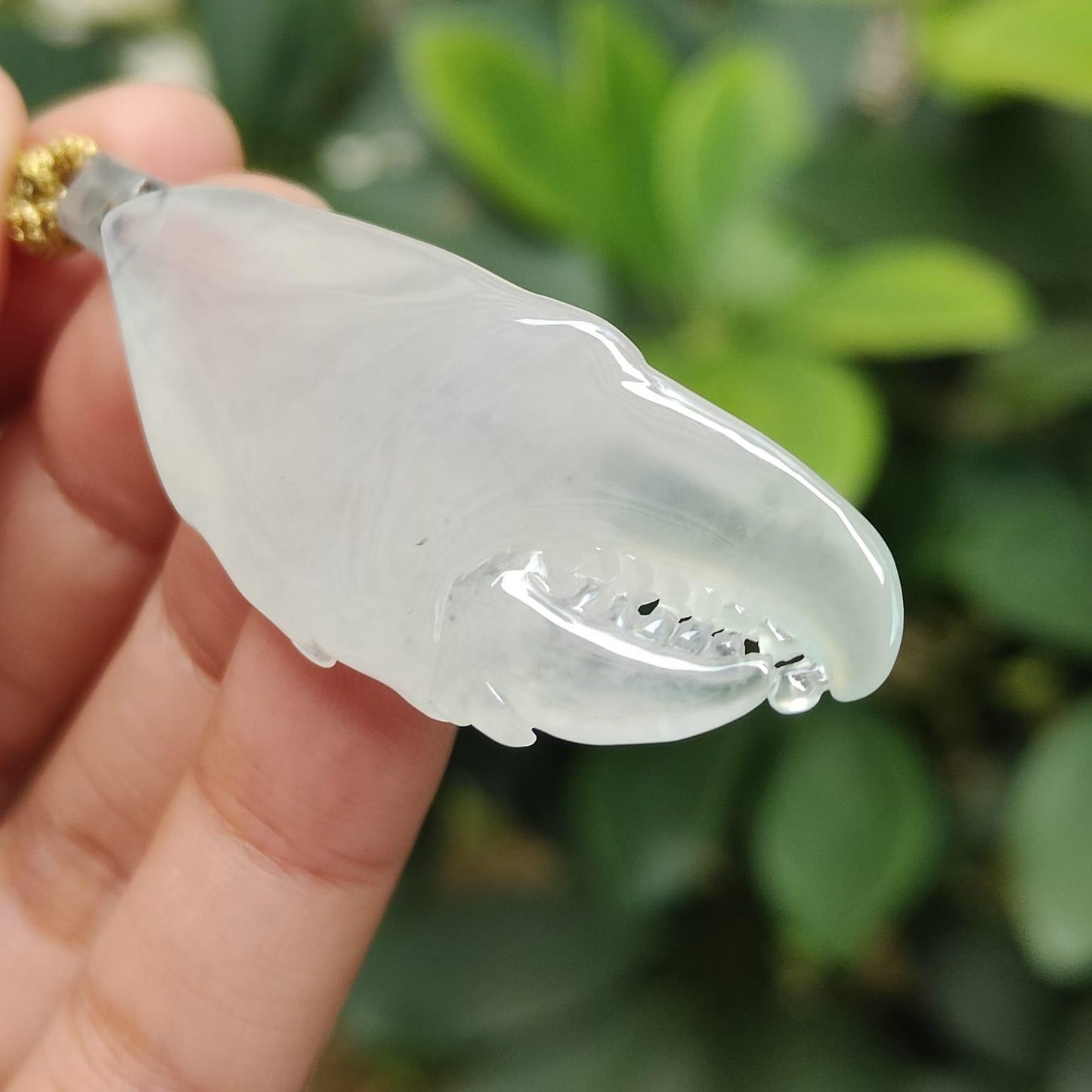 Crafted as Crab Claws Pendant on Premium Fine Quality Natural Type A Jadeite Jade certificate weighs 14.16 grams, measurement 49.2 * 19.5 * 10.8 mm (pendant355) Yi Pin Qian Jadeites Jade Jewelry ~Your Precious Quintessential ~ Singapore