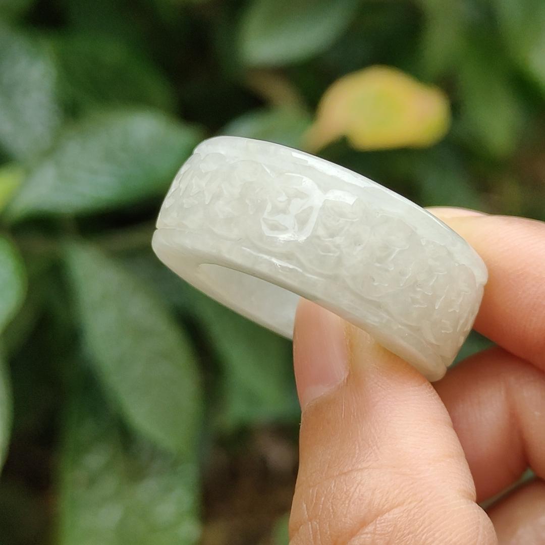 Quality White Natural Type A Jadeite Jade crafted with many coins as Ring with Finger size 21 mm, QIC approved labs certificate weigh 22.07 grams, measurement 12.5 * 6.7 mm (ring6) Yi Pin Qian