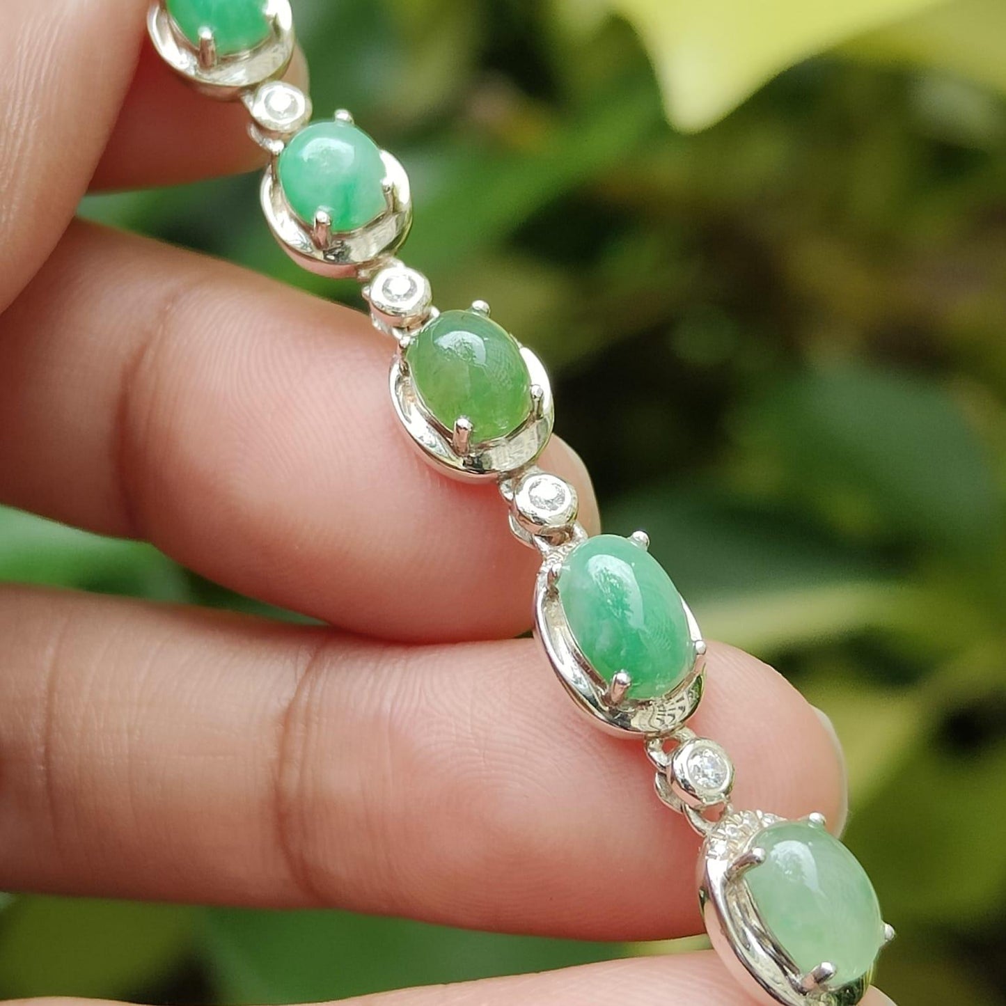 Verdant Harmony Jadeite Cabochon Bracelet – Light Green with Green Hues, S925 Setting (Sku: s925b11)