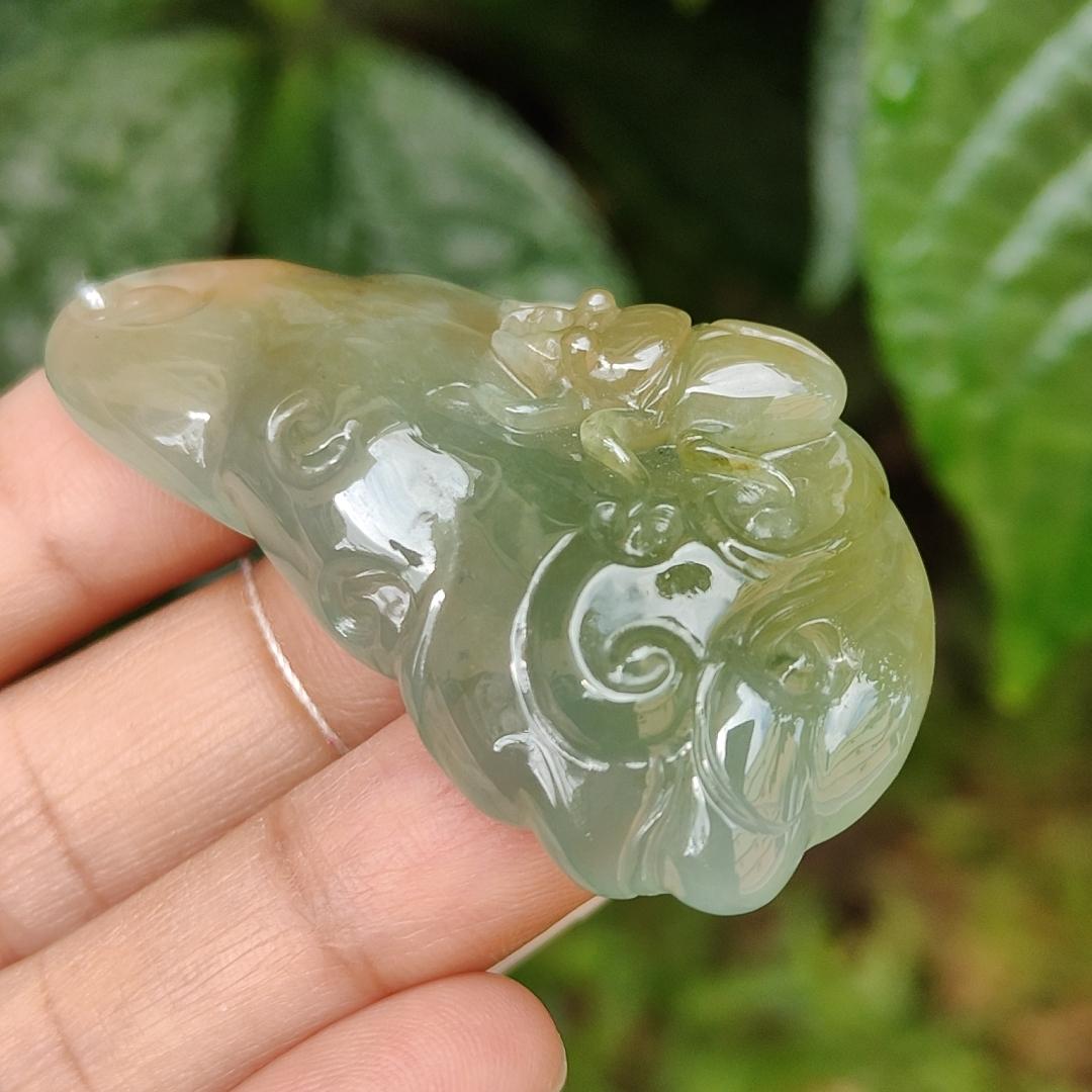 Green and Yellow Natural Type A Jadeite Pendant Necklace Crafted with Ruyi and Beetle, certificate included weigh 23.25 grams, 52.3 * 29 * 9.9 mm, symbols of A steady flow of wealth, protection from danger, safety and health (pendant163) Yi Pin Qian