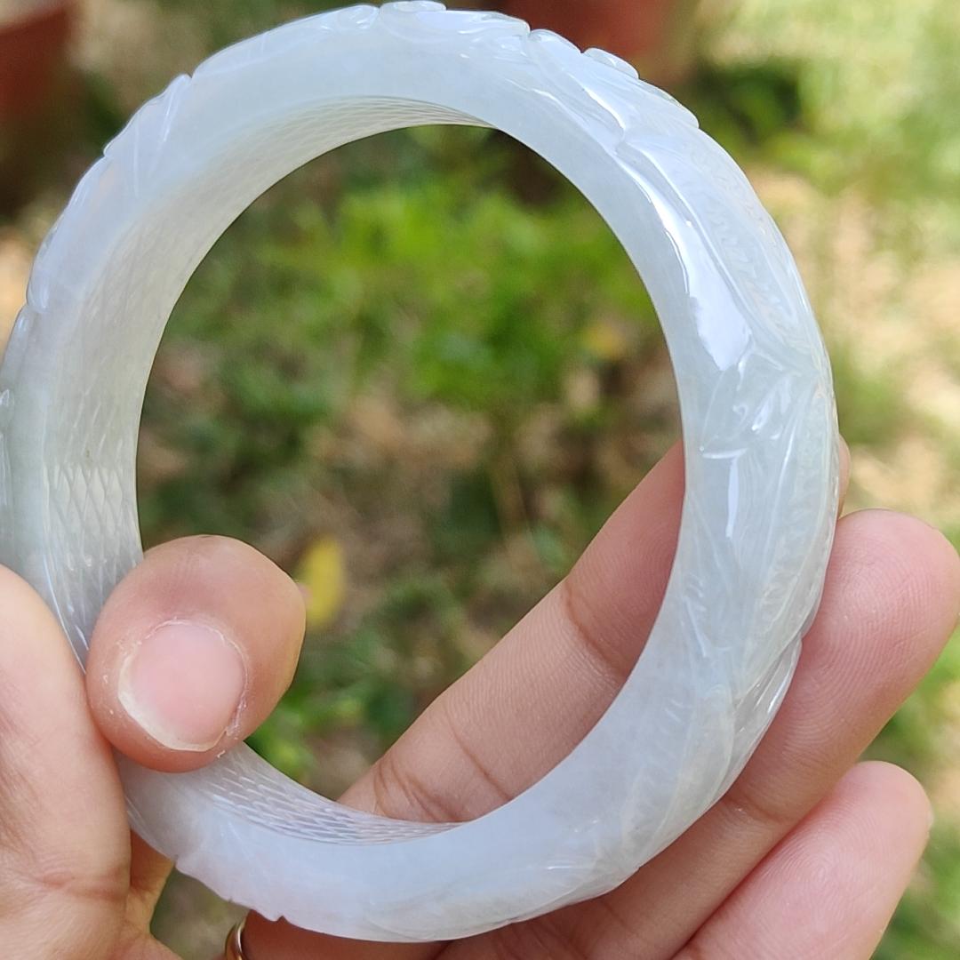 Light Lavender Natural Type A Jadeite Jade crafted with Pattern of Flowers with shape of Peace Bangle Bracelet , certificate weigh 60.82 grams, measurement 14 * 8.6 mm, Bangle Wrist Size: 56.5 mm (bangle6) Yi Pin Qian