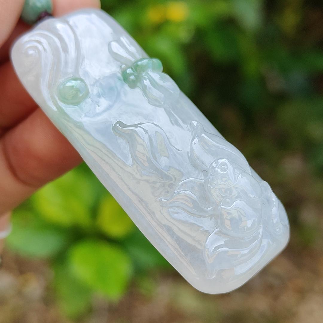 Line of Green Crafted with Very Refreshing Unique Rare Dragonfly with Flower Natural Type A Jadeite Pendant come with certificate weight 26.84 grams, 57.20 * 21.70 * 11.80 mm suitable for daily wear (pendant114) Yi Pin Qian
