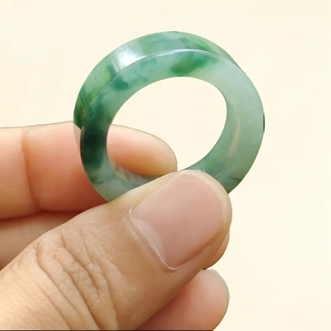 Spicy Green with Green Hue High Quality Natural Type A Jadeite Jade crafted as Ring, finger size 19mm, QIC labs approved certificate weighs 7.88 grams, measurement 7.8 * 4.5 mm (ring10) Yi Pin Qian