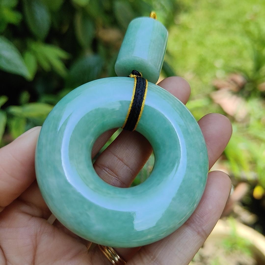 Hugh Light Green crafted with Shape of Donut and Cylinder Natural Type A Jadeite Jade as Pendant, certificate weighs 73.85 and 12.55 grams, measurements 52.8 * 52.7 * 14.3, 19.1 * 16.3 mm (pendant290) Yi Pin Qian