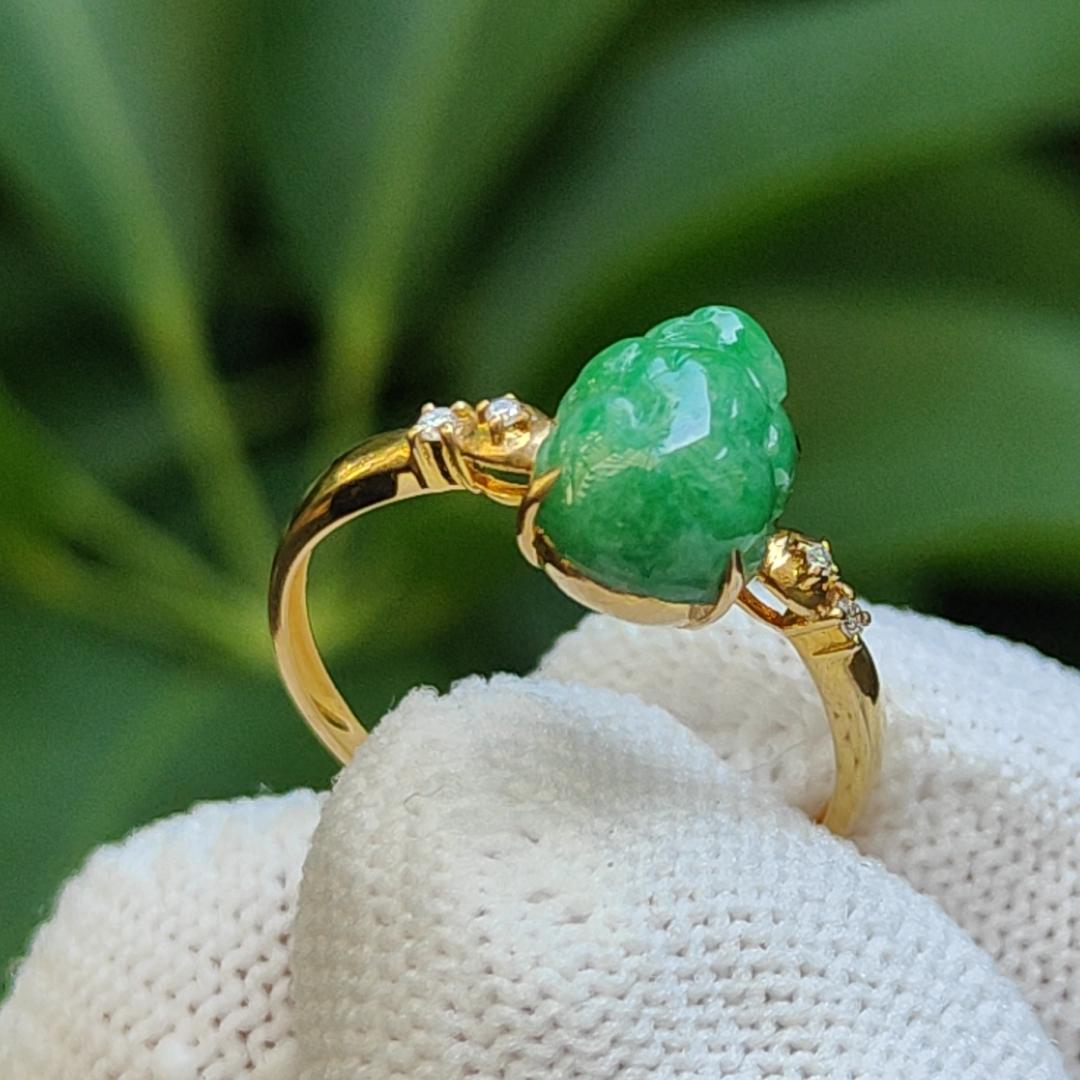 Burmese Green Natural Type A Jadeite Jade crafted as Pixiu set on 18k gold as Ring, certificate weighs 1.79 grams, measurement 9.6 * 7.1 * 4.6 mm (18kring31) Yi Pin Qian Jadeites Jade Jewelry ~Your Precious Quintessential ~ Singapore