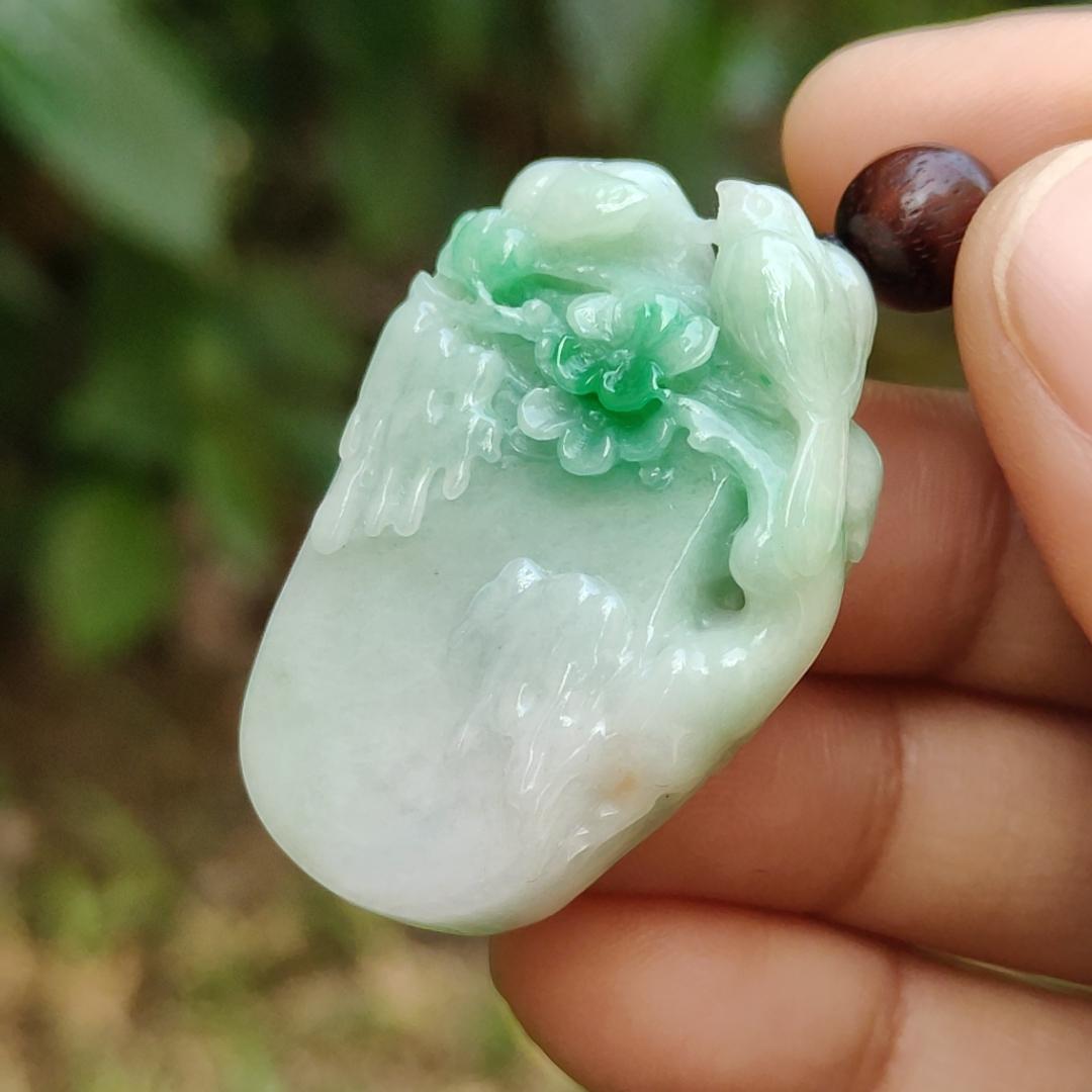 Beautifully crafted with birds and flower light green Natural Type A Jadeite Jade as Pendant Yi Pin Qian