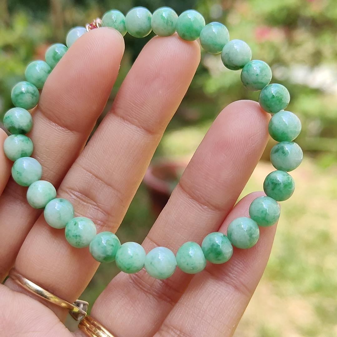 Light Spicy Green Natural Type A Jadeite Jade crafted with 6.6mm * 28 beads as bracelet, QIC lab approved certificate weigh 13.41 grams (bracelet20) Yi Pin Qian