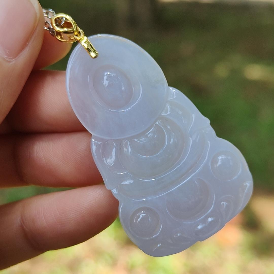 High Quality Light Lavender Natural Type A Jadeite Jade crafted As Guanyin set with 18k Gold Clasp as Pendant, certificate weighs 14.87 grams, measurement 46.6 * 28.2 * 6.5 mm (18kp58) Yi Pin Qian