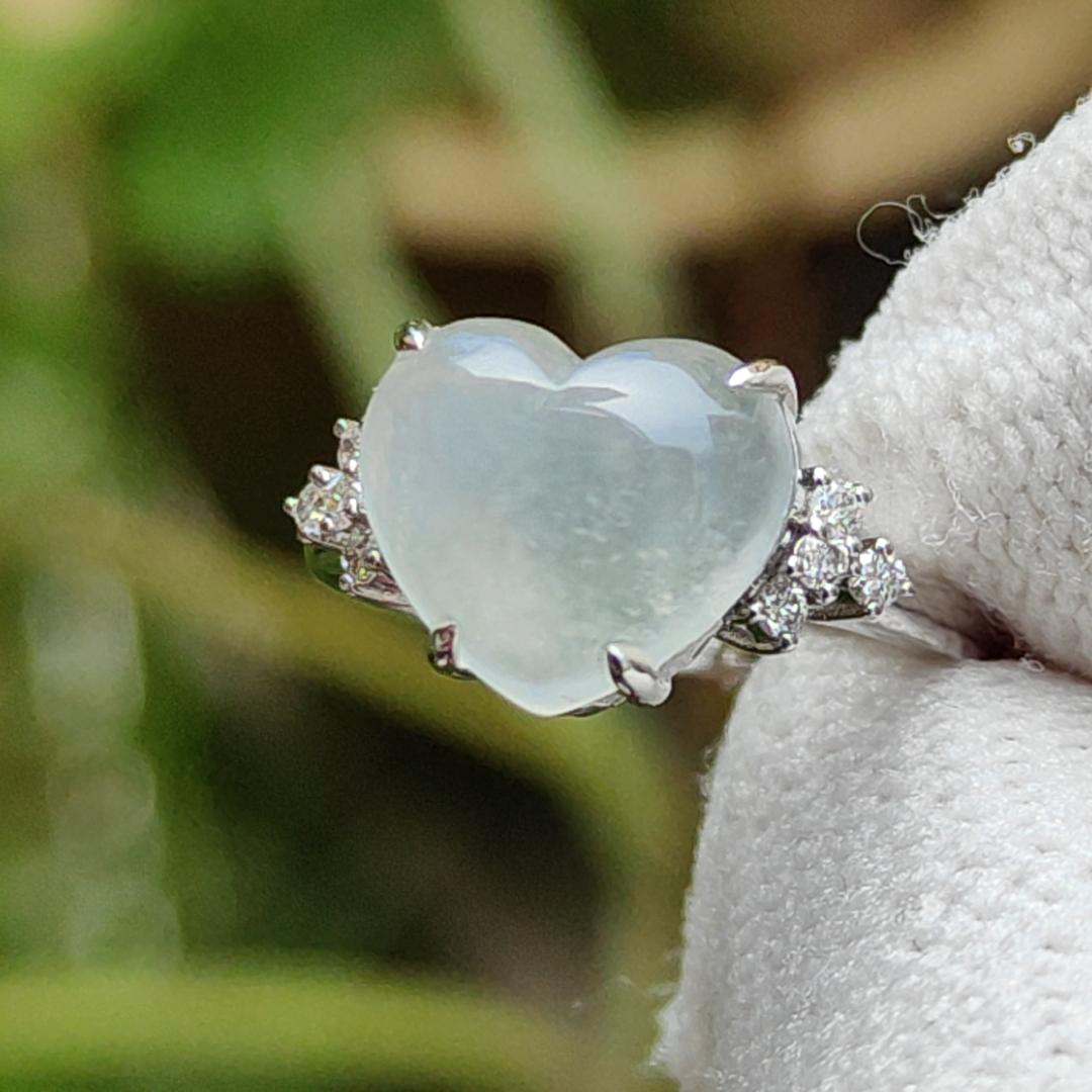 Mid Year Offer - Premium Icy Translucent Natural Type A Jadeite Jade Cabochon 8.5 * 9.8 * 3.2 mm crafted with shape of Heart set on 18k gold as Ring, certificate weighs 1.83 grams (18kring27) Yi Pin Qian
