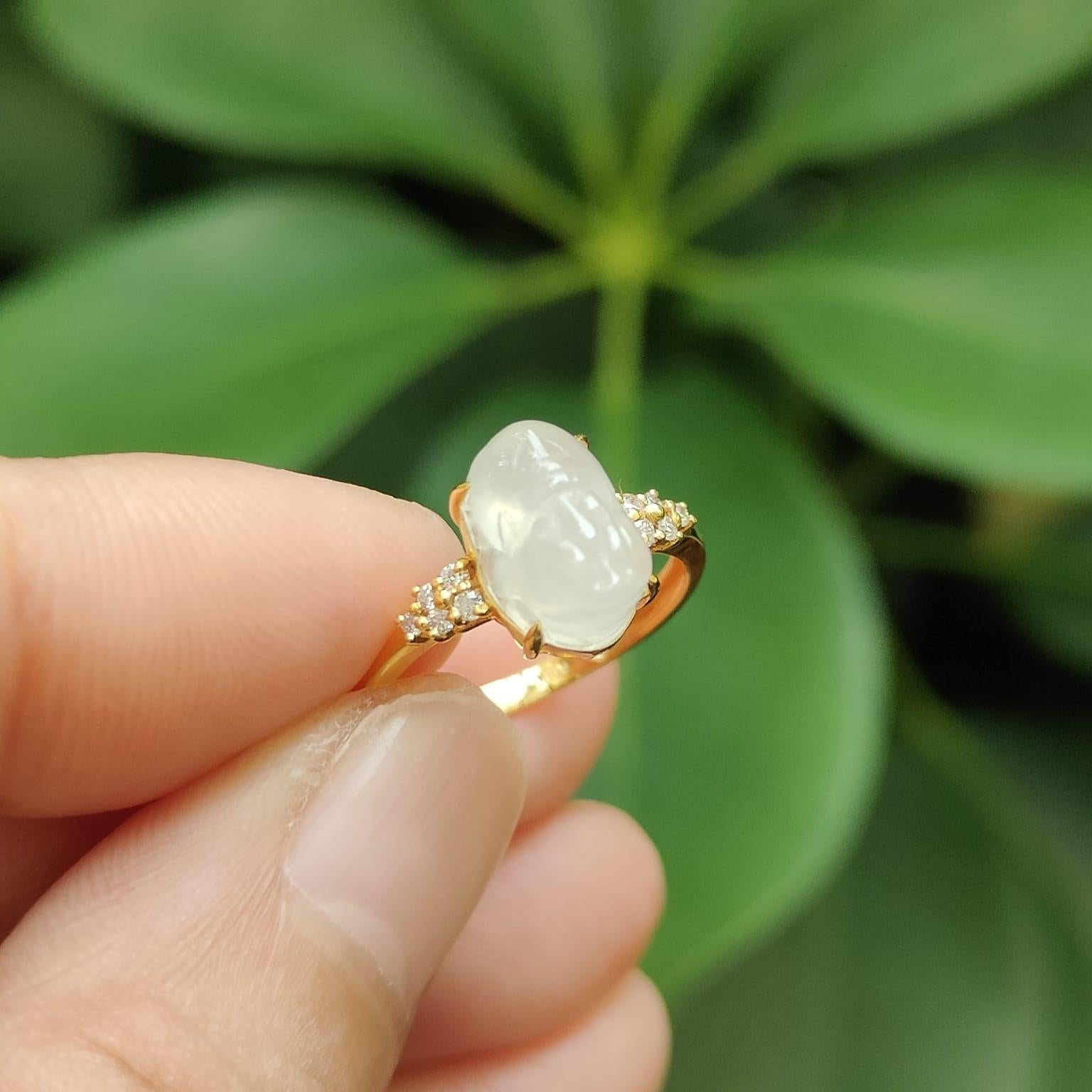 New Arrival in Singapore, High Quality Translucent Natural Type A Jadeite Jade crafted as pixiu on 18k gold as Ring, certificate weighs 1.74 grams, measurement 9.6 * 6.7 * 5.8 mm (18kring32) Yi Pin Qian Jadeites Jade Jewelry ~Your Precious Quintessential ~ Singapore