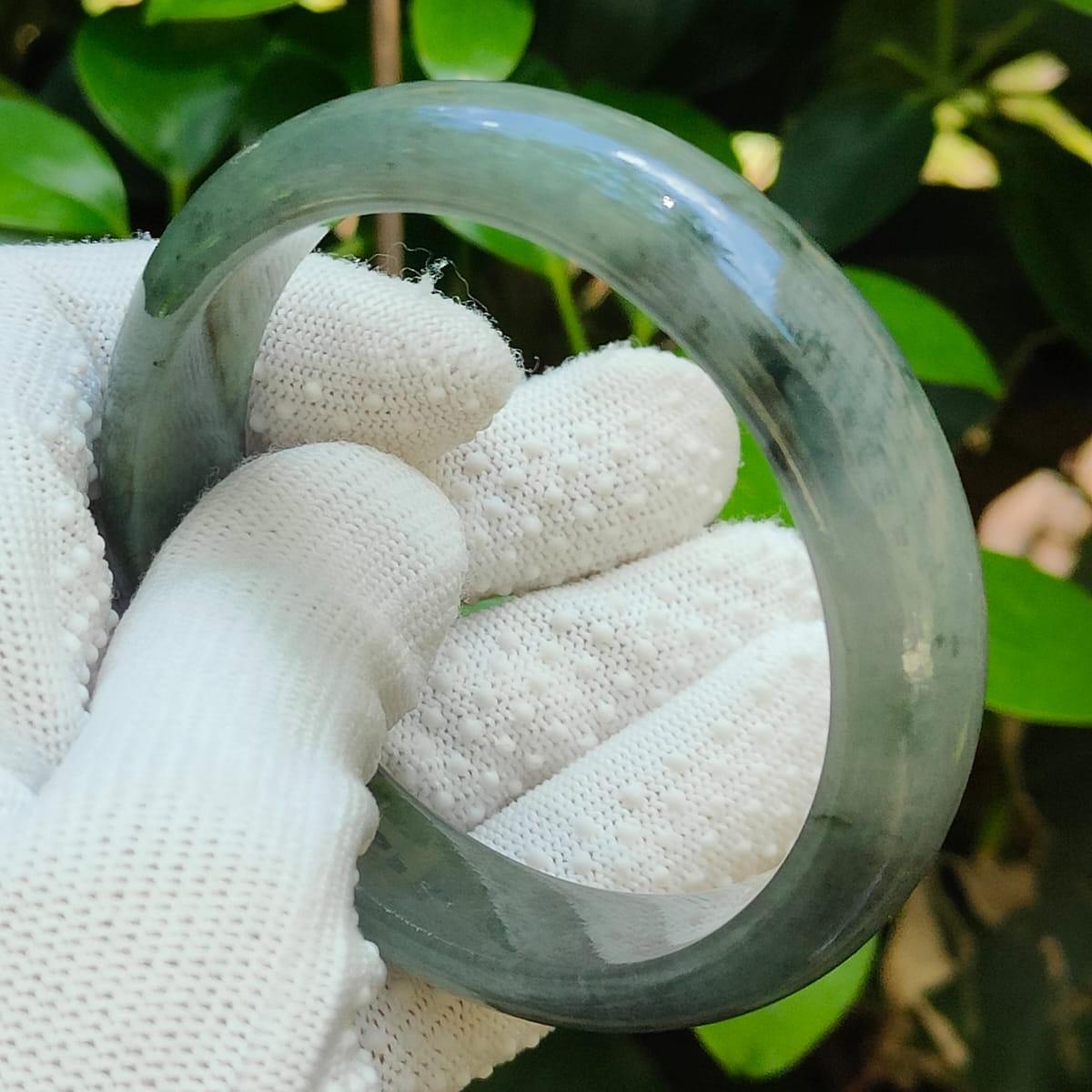 🌀 Natural Type A Jadeite Jade Peace Bangle 🌱 | Zi Wei Dou Shu-Aligned for Singapore’s Dynamic Lifestyles (Sku: bangle37)