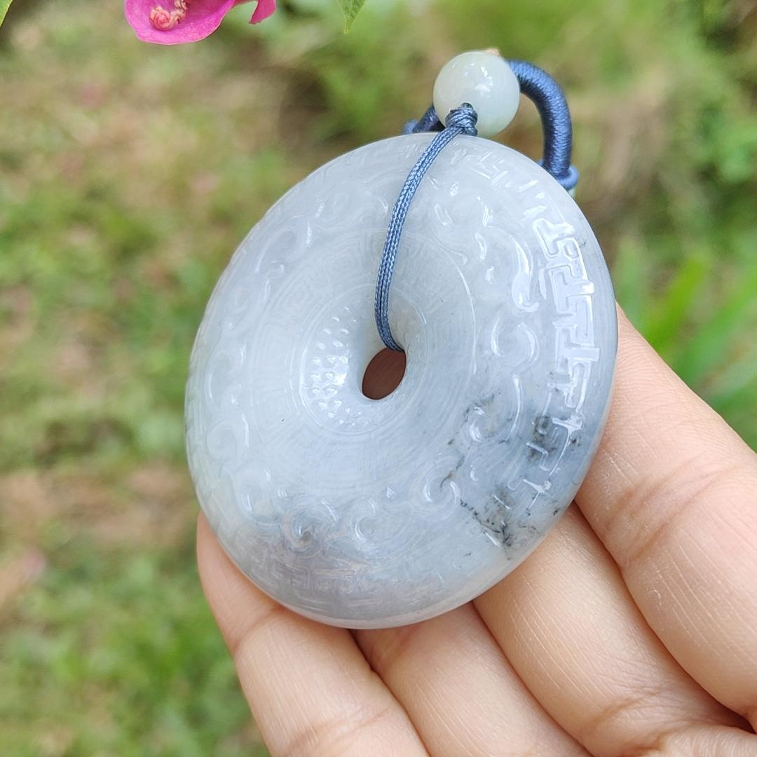Hugh Natural Type A Jadeite Pendant Crafted as Dounut with beautiful archaize style with floating green and some wuji with Purple Hue, QIC Labs approved cert weigh 71.13 grams, 54.3 * 54.3 * 12.2 mm, symbols of Everything is going well (pendant64) Yi Pin Qian