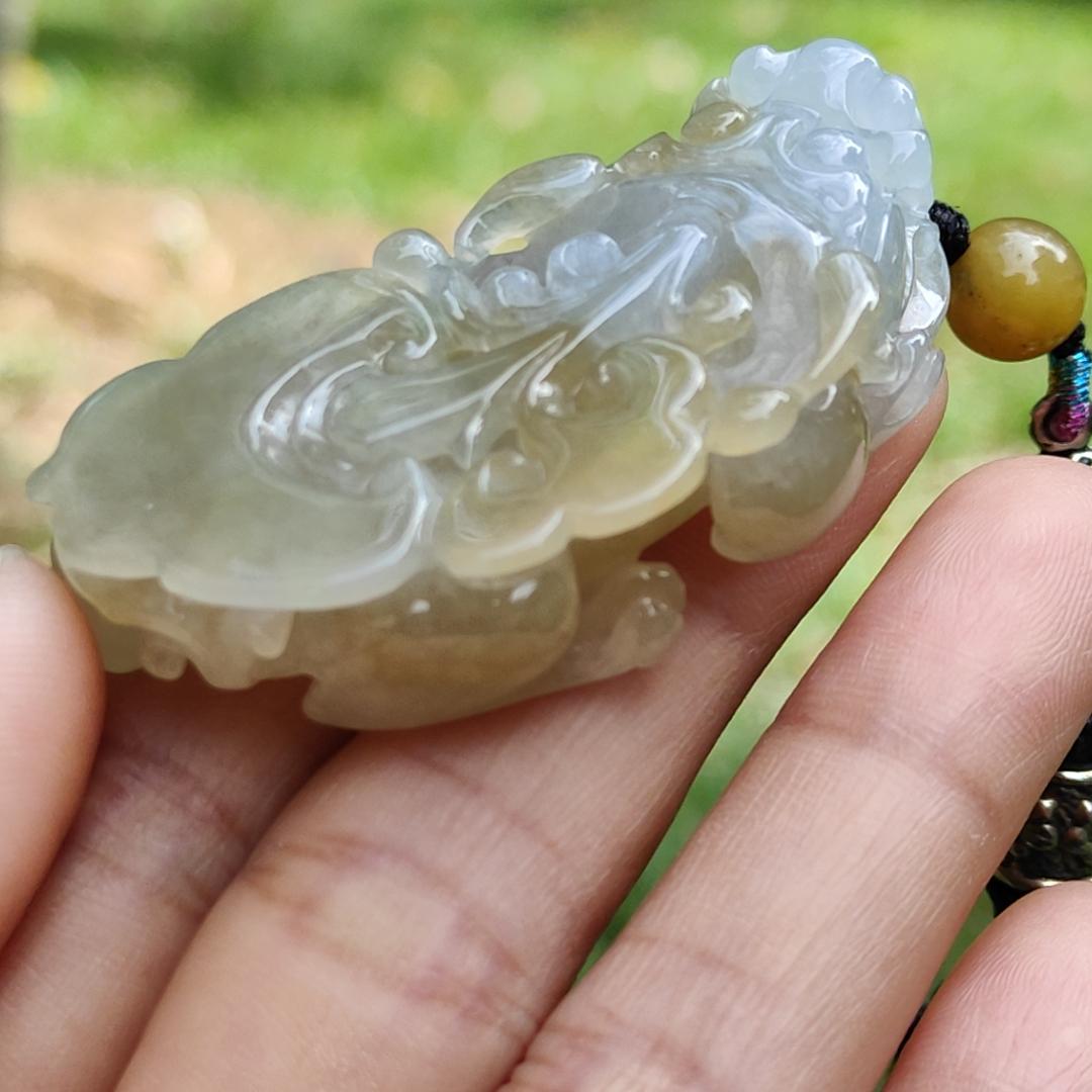Hight Quality Pair of Yellow with Light Green Hue Natural Type A Jadeite Jade crafted as Pixiu for Pendant, certificate weighs 30.53 grams , 30.35 grams, measurements 50.5 * 26 * 11.5 / 50.5 * 26.2 * 11.5 mm (pendant278) Yi Pin Qian