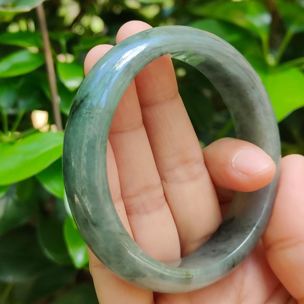 🌀 Natural Type A Jadeite Jade Peace Bangle 🌱 | Zi Wei Dou Shu-Aligned for Singapore’s Dynamic Lifestyles (Sku: bangle37)