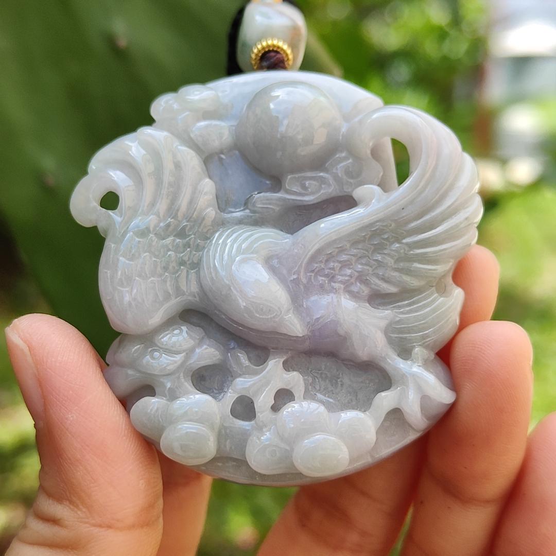 Lavender Natural Type A Jadeite Pendant crafted with Eagle meaning win, good for businesse, majesty, power and freedrom, certificate weight 75.8150 gram, 57 * 54.20 * 15.10 mm (pendant111) Yi Pin Qian