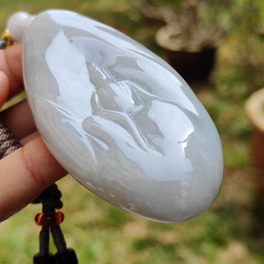 Limited time offer - Crafted with faceless buddha on Natural Type A Jadeite Jade as a Pendant with certificate weigh 77.91 grams, measurement 80.8 * 37.3 * 12.6 mm (pendant210) Yi Pin Qian