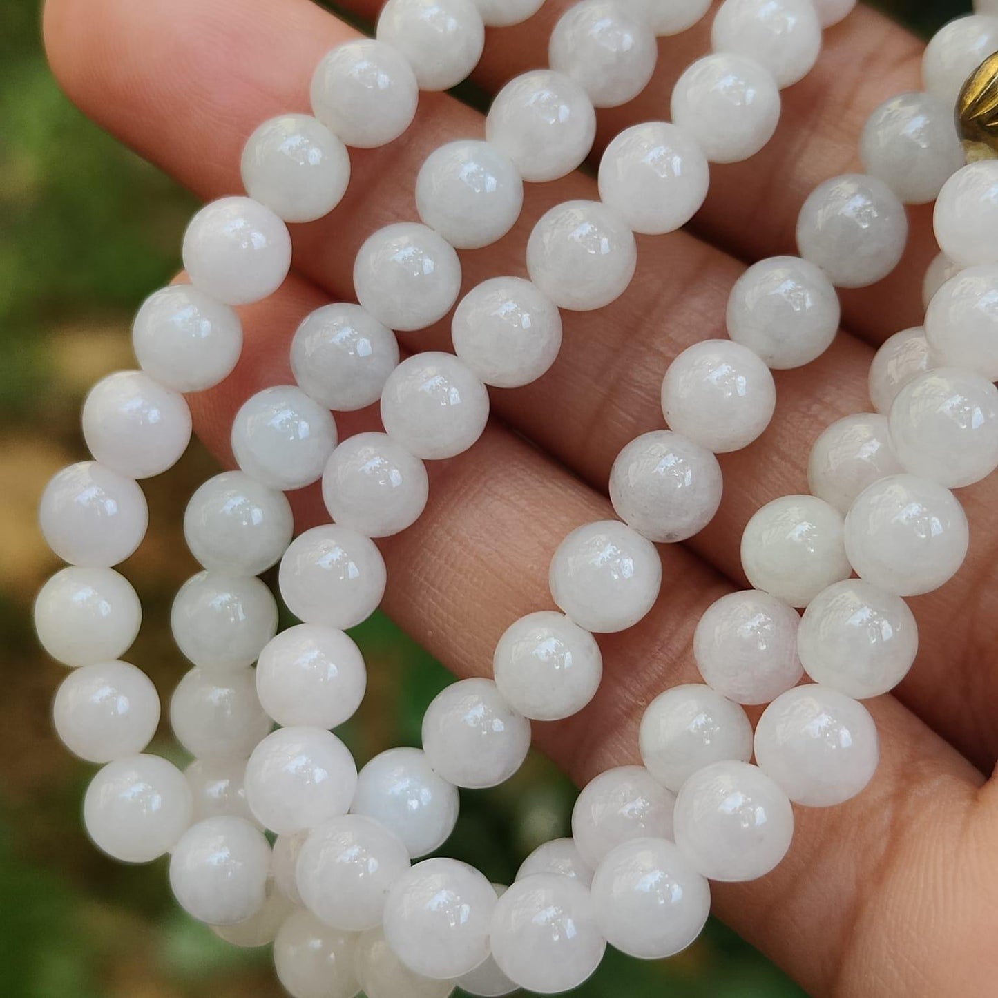 108 * 6mm light lavender and white beads bracelet / necklace on Natural Type A Jadeite Jade certificate weighs 41.5 grams, 94% perfection (bracelet34) Yi Pin Qian Jadeites Jade Jewelry ~Your Precious Quintessential ~ Singapore