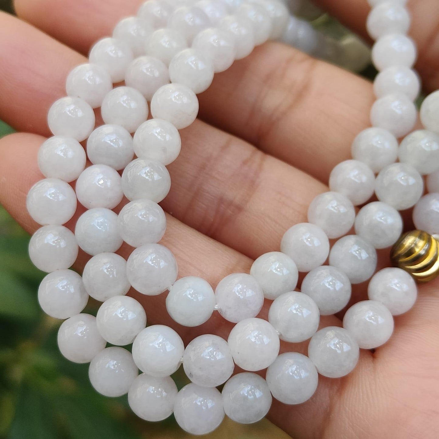 108 * 6mm light lavender and white beads bracelet / necklace on Natural Type A Jadeite Jade certificate weighs 41.5 grams, 94% perfection (bracelet34) Yi Pin Qian Jadeites Jade Jewelry ~Your Precious Quintessential ~ Singapore