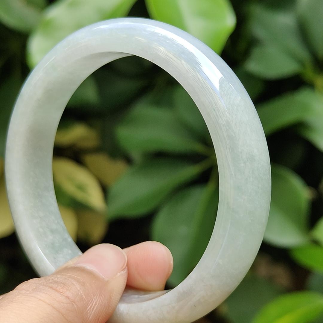 New Arrival Good Quality Natural Type A Jadeite Jade Peace Bangle Size 57mm certificate weighs 58.78 grams, Width: 13.2 mm Thickness: 8.1 mm (bangle21) Yi Pin Qian Jadeites Jade Jewelry ~Your Precious Quintessential ~ Singapore