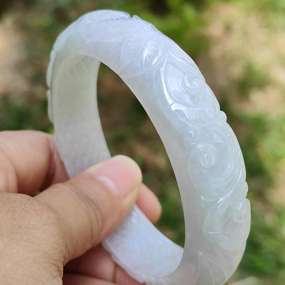Light Lavender Natural Type A Jadeite Jade crafted with Pattern of Flowers with shape of Peace Bangle Bracelet , certificate weigh 60.82 grams, measurement 14 * 8.6 mm, Bangle Wrist Size: 56.5 mm (bangle6) Yi Pin Qian