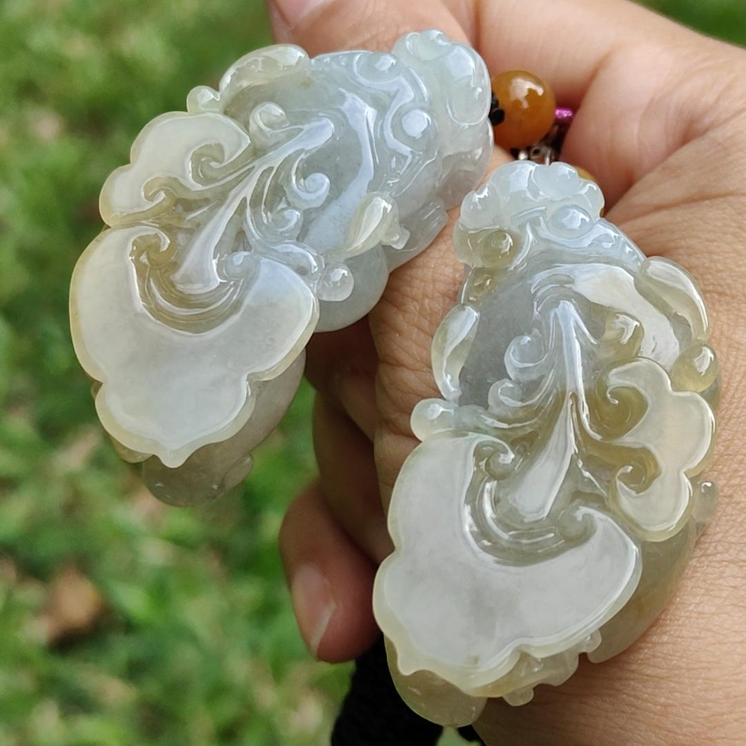 Hight Quality Pair of Yellow with Light Green Hue Natural Type A Jadeite Jade crafted as Pixiu for Pendant, certificate weighs 30.53 grams , 30.35 grams, measurements 50.5 * 26 * 11.5 / 50.5 * 26.2 * 11.5 mm (pendant278) Yi Pin Qian