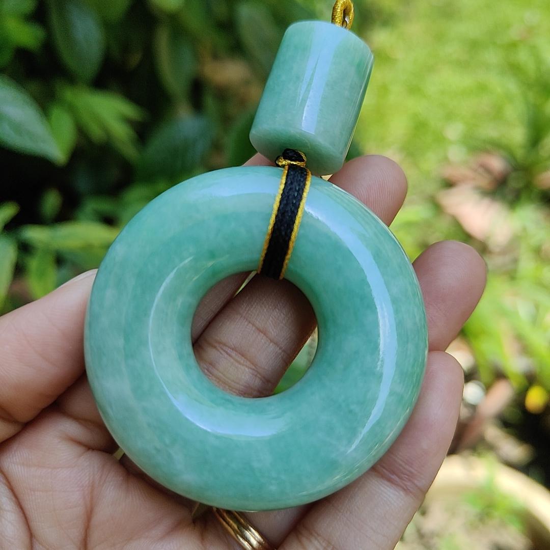 Hugh Light Green crafted with Shape of Donut and Cylinder Natural Type A Jadeite Jade as Pendant, certificate weighs 73.85 and 12.55 grams, measurements 52.8 * 52.7 * 14.3, 19.1 * 16.3 mm (pendant290) Yi Pin Qian
