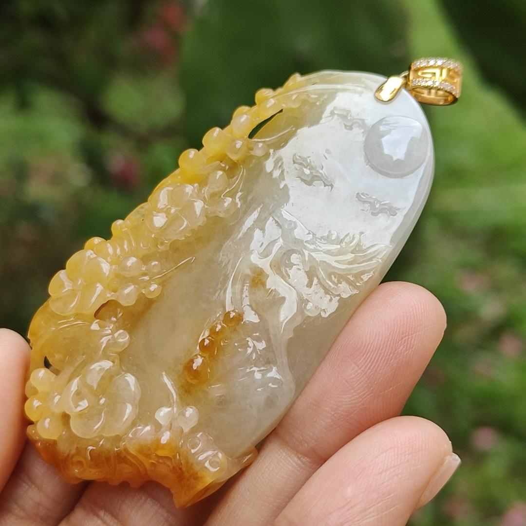Very Rare Orange Yellow Natural Type A Jadeite Jade crafted with Deer added with 18k Gold Clasp as Pendant, certificate weighs 33.26 grams, measurement 64.8 * 35.2 * 8.5 mm (18kp48) Yi Pin Qian