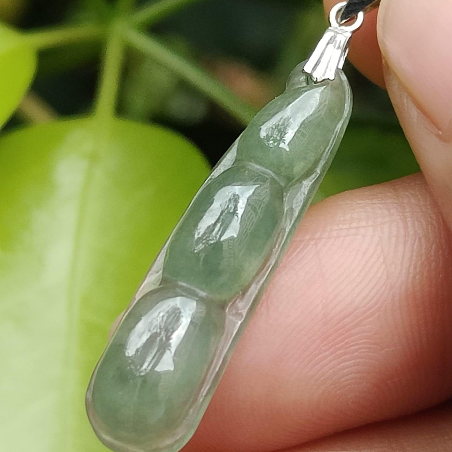 Icy Translucent Jadeite Triple Prosperity Bean Pendant – 18K Clasp, Light Green Hue (Sku: 18kp126)