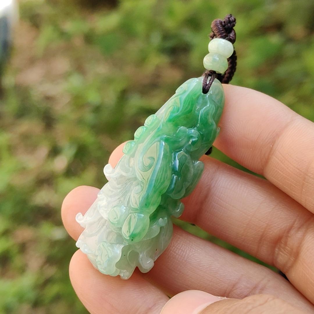 Lots Of Green on this Natural Type A Jadeite Pendant Necklace Crafted as Chinese Cabbage with Ruyi, Symbols of Wealth rolling in, good luck and prosperity, certificate included weigh 15.27 grams, 47.9 * 19.6 * 14.8 mm, (pendant30) Yi Pin Qian