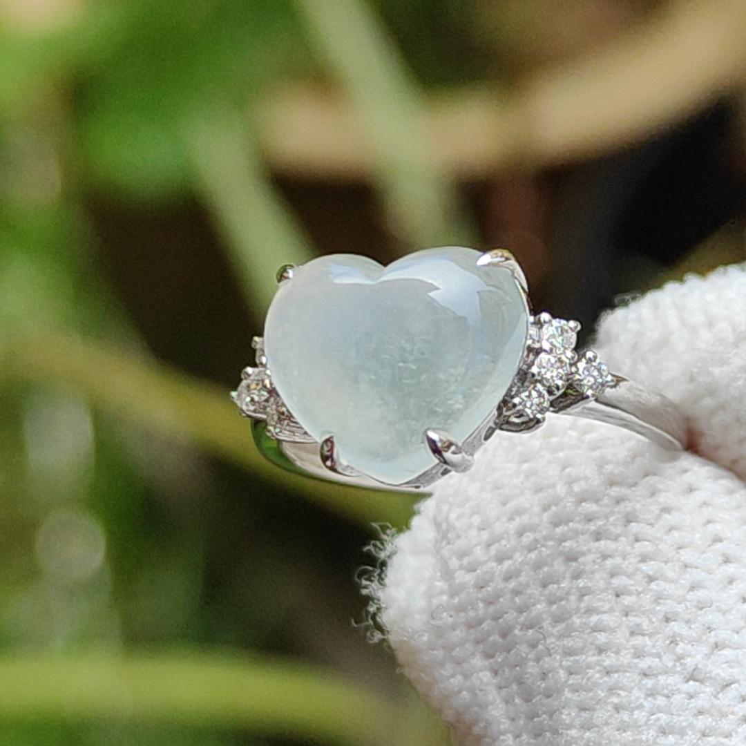 Mid Year Offer - Premium Icy Translucent Natural Type A Jadeite Jade Cabochon 8.5 * 9.8 * 3.2 mm crafted with shape of Heart set on 18k gold as Ring, certificate weighs 1.83 grams (18kring27) Yi Pin Qian