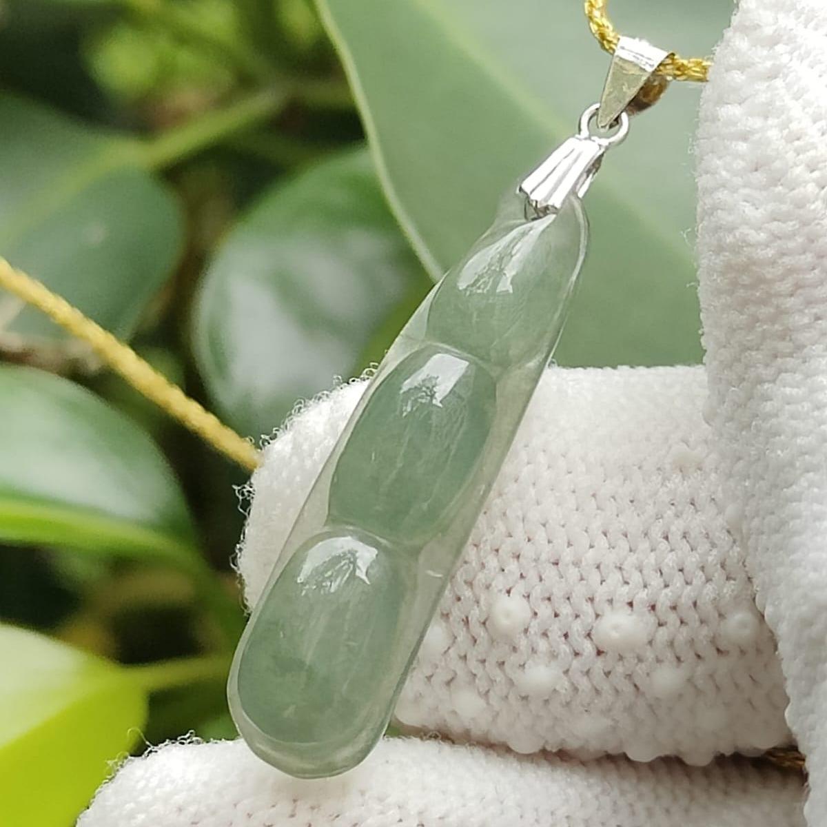 Icy Translucent Jadeite Triple Prosperity Bean Pendant – 18K Clasp, Light Green Hue (Sku: 18kp126)