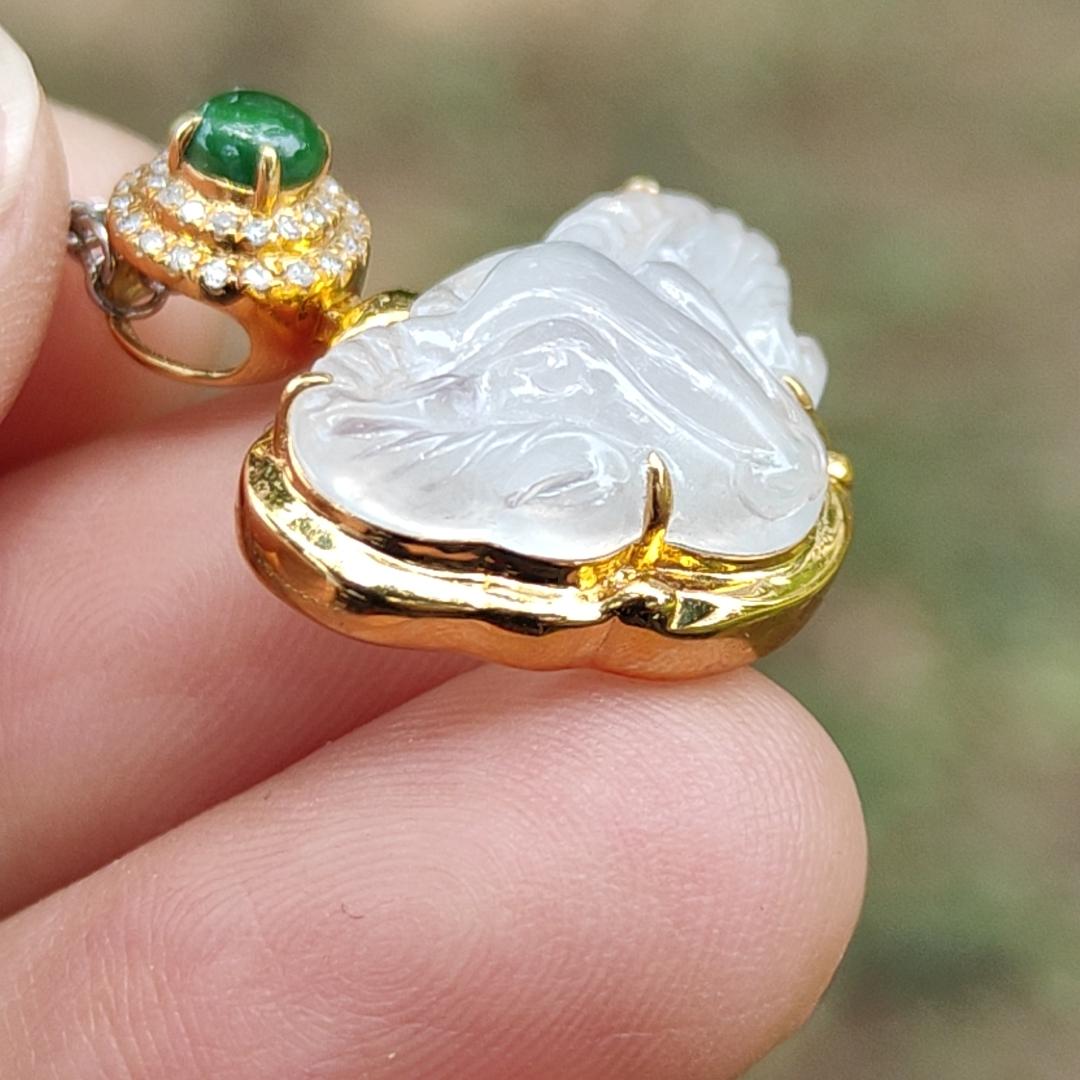 High Quality Icy Translucent Natural Type A Jadeite Jade crafted as Goat set with 18k Gold as Pendant, certificate weighs 2.99 grams, measurement 23 * 20.5 * 7.6 mm (18kp56) Yi Pin Qian