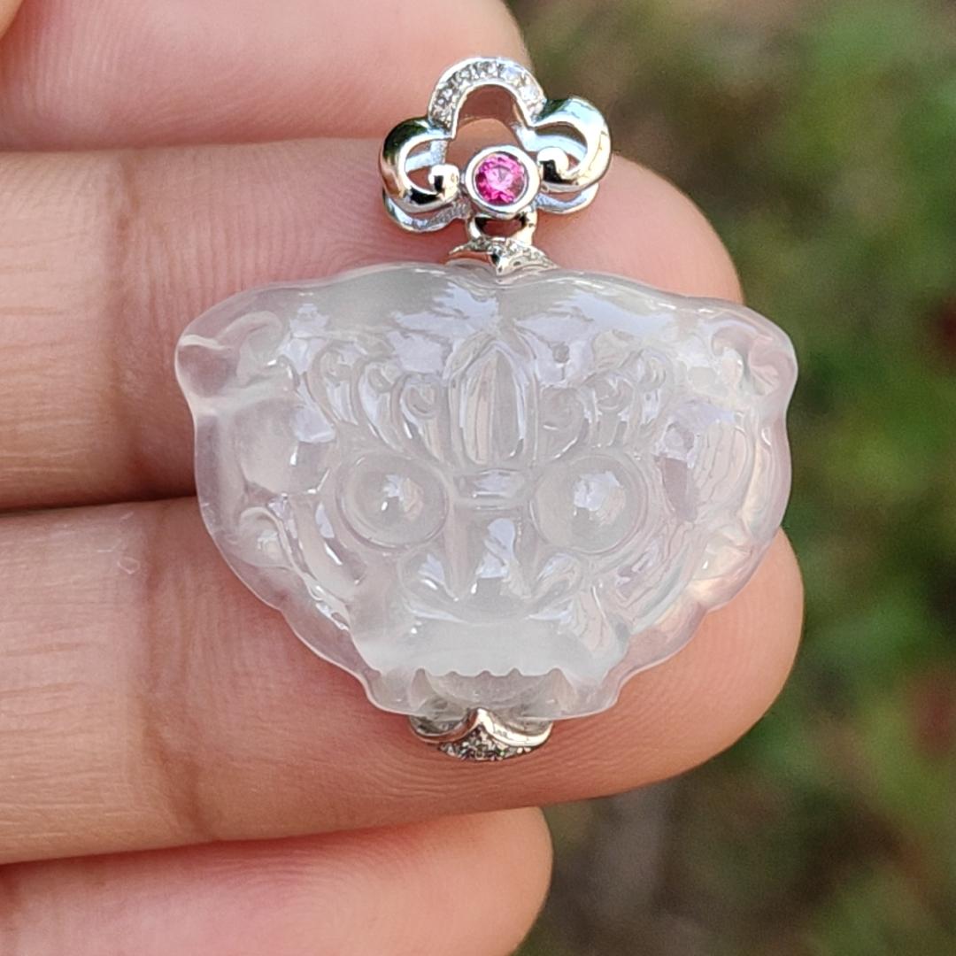 Icy Translucent Natural Type A Jadeite Jade crafted as Tiger with 18k gold as Pendant, certificate weighs 5.02 grams, measurement 25.6 * 22.8 * 7.3 mm (18kp50) Yi Pin Qian