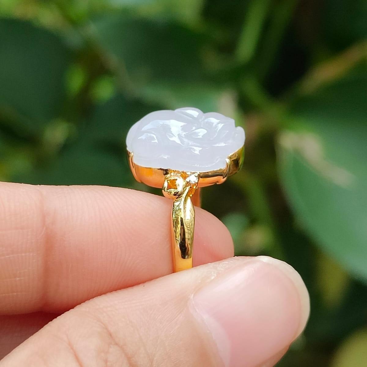 Crafted as Pixiu on Natural Type A Jadeite Jade set on 18k gold as Ring - Finger Size 15.5 mm - certificate weighs 2.81 grams, measurement 13.2 * 9.3 * 6 mm (18kring34) Yi Pin Qian Jadeites Jade Jewelry ~Your Precious Quintessential ~ Singapore