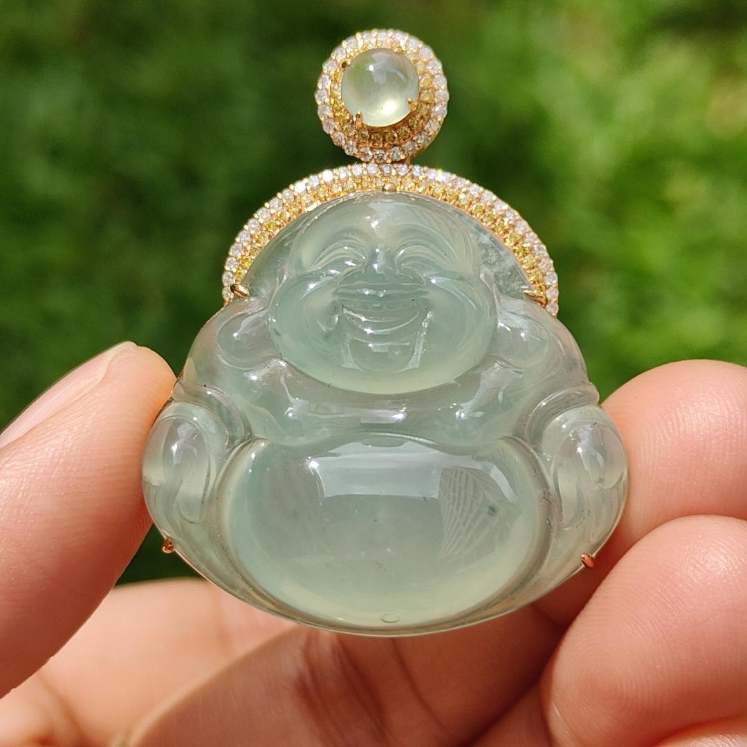 Icy Light Green Natural Type A Jadeite Jade Pendant crafted as Milo Buddha set on 18k gold with 1 icy cabochon and diamonds, certificate included weigh 13.8 grams, measurement 41.9 * 33.1 * 11.6 mm (18kp15) Yi Pin Qian