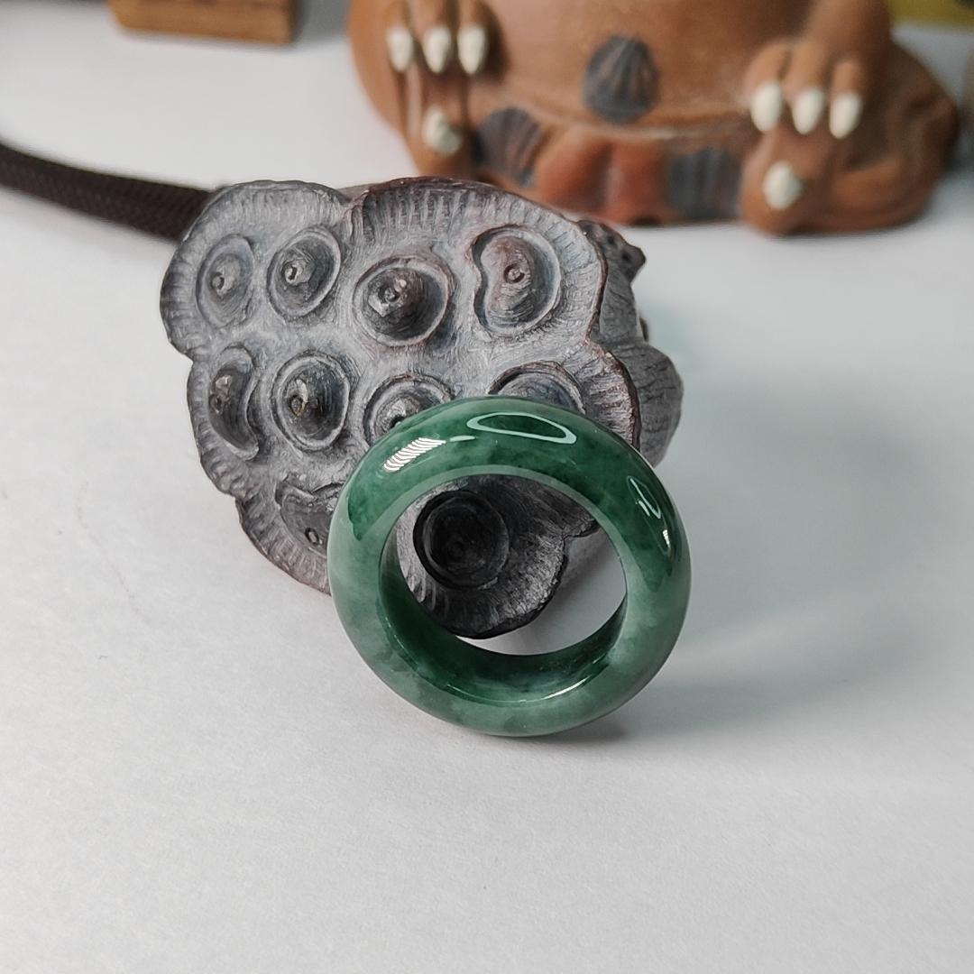 Floating Green Clouds patches Natural Type A Jadeite Ring with oversea certificate weight 6.70 grams, 18 * 7.3 * 4.8 mm, suitable for all occasions, a must buy green jadeite ring if you haven't own one yet (ring1) Yi Pin Qian